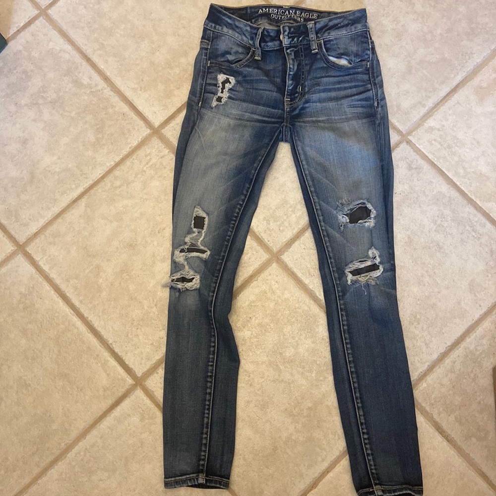 American Eagle Super Stretch jeans. Great condition. size 00 short